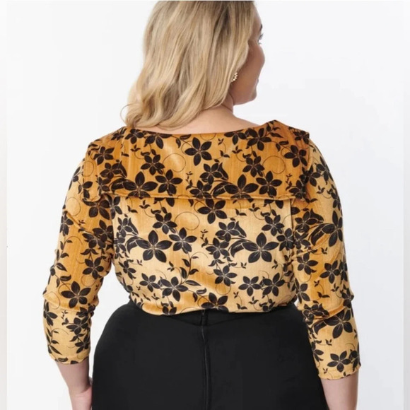 🦋B2G1🦋UNIQUE VINTAGE Gold Velvet Wide Collar & Bow Top NWT | LARGE | - Picture 2 of 12